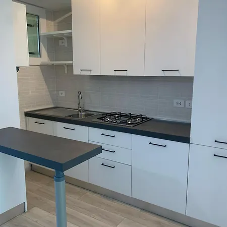 Oberdan アパート ミラノ・マリッティマ